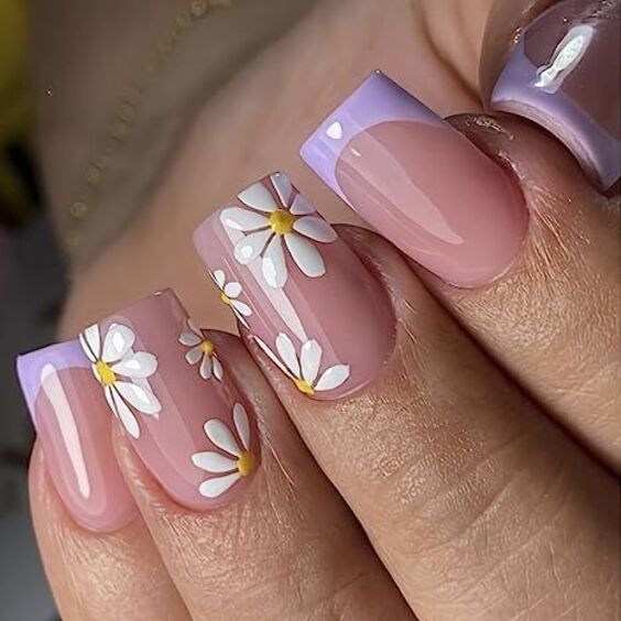 Spring Nails Square 2024: Chic Daisy Designs & Pastel Glitter Trends